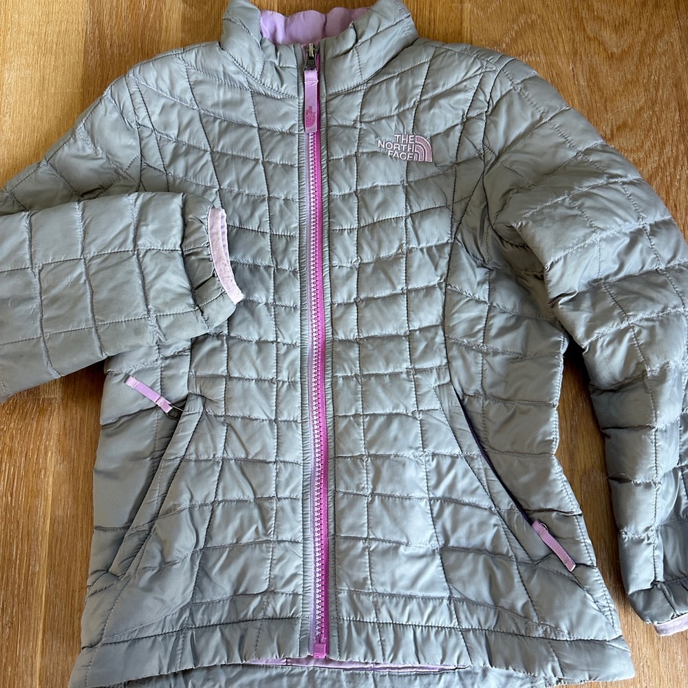 Girls North Face Thermoball Jacket Size XS